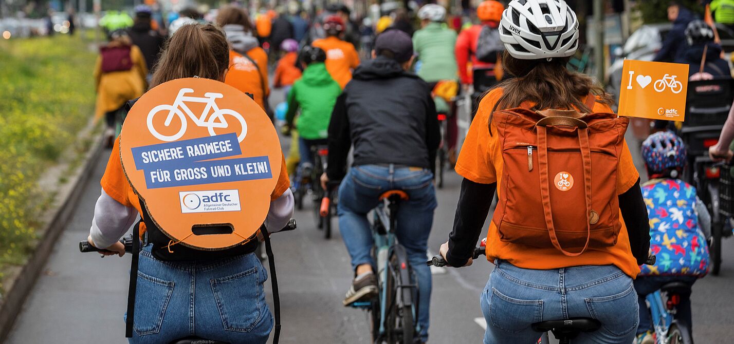 Aktionsschild Sichere Radwege